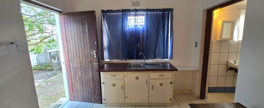 4 Bedroom Property for Sale in Gansbaai Central Western Cape